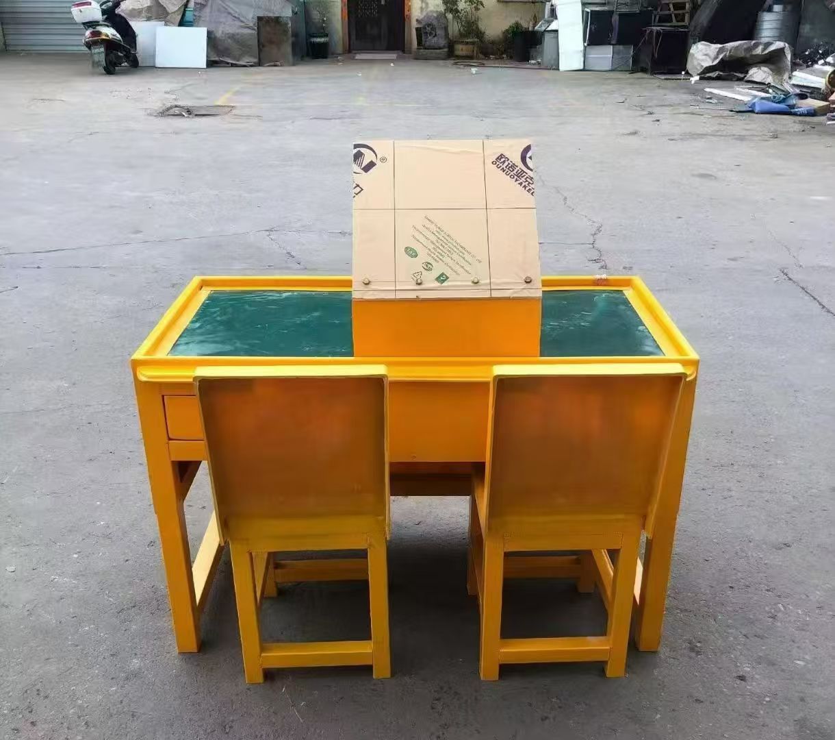 肃州防静电导通桌井下煤矿火工品发放桌：危险品流转的安全守护者